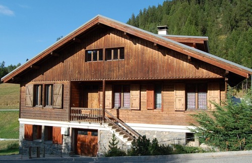 La Roche Ski Chalet | Chalet 290m2, 15 pers/8chambres, Pistes/Télésiège à 100m,* Tout confort