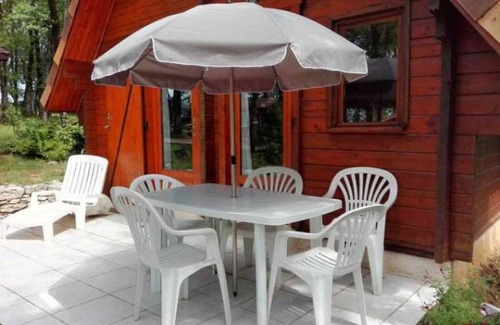 Saint-Cirq-Lapopie Ski Chalet | Chalet 3 étoiles - Piscine - efchce