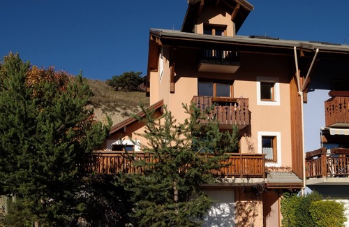 Briancon Villa | CHALET 4 * SOUTH TRIPLEX SOFT CHIMNEY BALCONIES GARDEN VIEW GREENHOUSE CHE CALM
