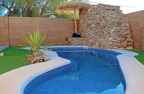 Conil de la Frontera Ski Chalet | Chalet acogedor con piscina