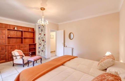 Tolleric Ski Chalet | Chalet 'Algues 7' with Sea View, Wi-Fi and Air Conditioning