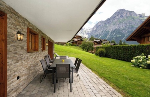 Grindelwald Ski Chalet | Chalet Alia is a beautiful, large single family home