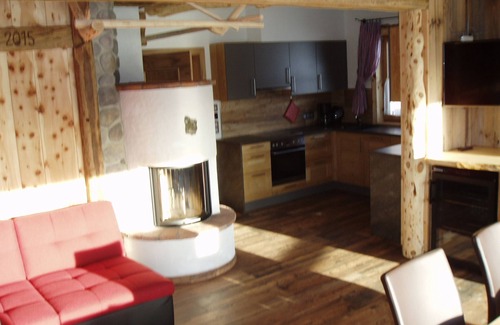 Tamsweg House | Chalet 'Alpenchalets Weissenbacher-Fuchsbau' with Mountain View, Terrace and Wi-Fi
