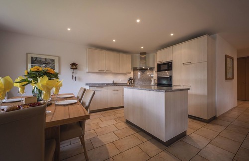 Wengen Apartment | Chalet Am Acher 3