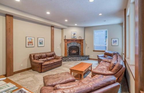 Government Camp House | Chalet am Berg - Meredith Lodging