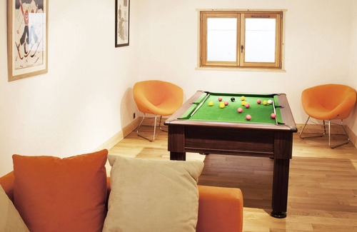 Randogne Ski Chalet | Chalet Anton: LUXURY 5* CHALET WITH JACUZZI IN STUNNING LOCATION