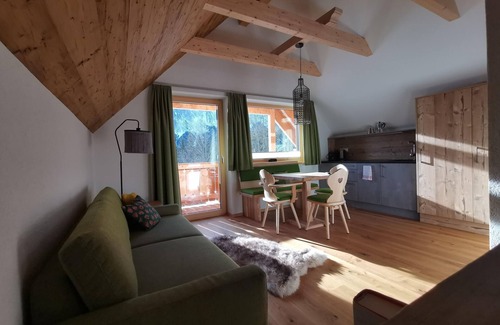Tauplitz Apartment | Chalet apartment in Tauplitz with sauna