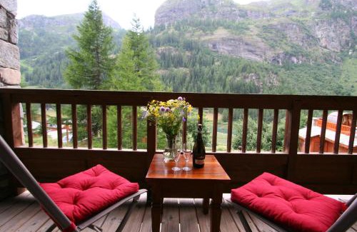 Les Brevieres Cabin | Chalet Belvedere by Chalet Chardons