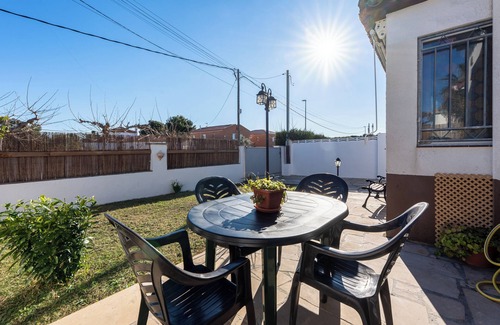 Miami Platja Ski Chalet | Chalet 'Casa Thaiker' with Mountain Views, Garden, BBQ & A/C