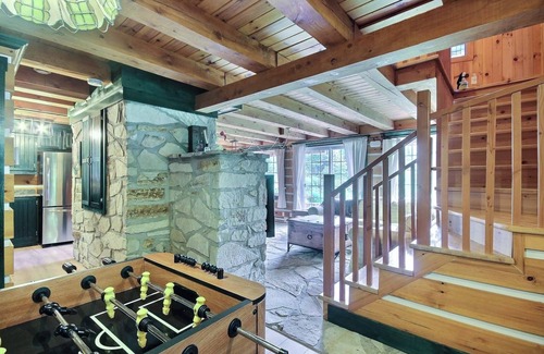 Mauricie Cottage | Chalet LeSuisse-Beautiful Mountain Views, Spa, Nature