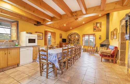 Casserres House | Chalet 'Cal Viudet' with Mountain View, Private Pool and Wi-Fi