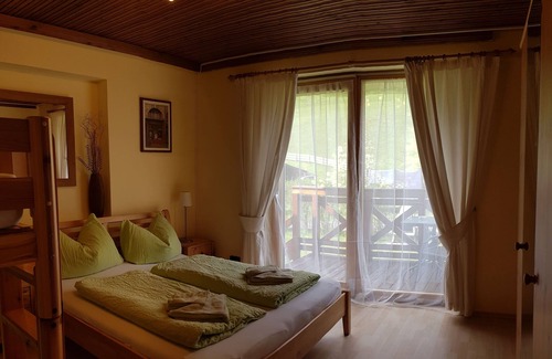 Fusch an der Grossglocknerstrasse House | Chalet Charlotte (8 Bedrooms & 5 Bathrooms) - Sleeps up to 18