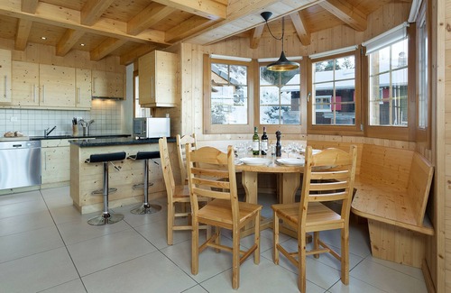 Riddes Ski Chalet | Chalet Chocolat - Jacuzzi Sauna Views Ski-In Ski-Out - La Tzoumaz, 4 Vallees