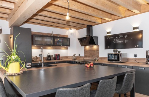 La Bresse Ski Chalet | CHALET d'Exception Grand Standing 2à 15P. Jacuzzi.Sauna 5bed.&bath. Games room