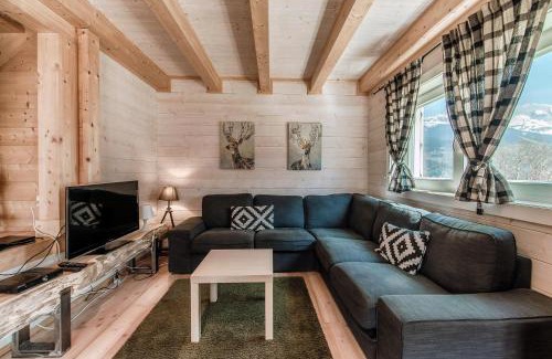 Dalpe Ski Chalet | Chalet Dalpe by Quokka 360 - chalet among pastures and forests