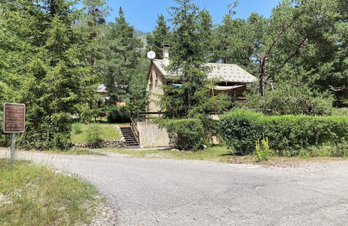 Beauvezer Ski Chalet | Chalet de Charme 6/8 Personnes -Beauvezer- 04370 CLASSE 3 ETOILES by G de Fr
