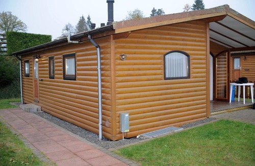 Ferienhausgebiet Hillenseifen Ski Chalet | Chalet in Gerolstein near Forest Trails