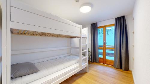 Les Mayens-de-Sion House | Chalet de l Ours AUTHENTIC Etage Tournay 12 pers