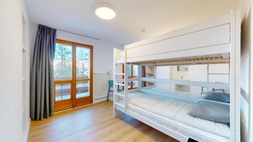 Les Mayens-de-Sion House | Chalet de l Ours AUTHENTIC Etage Fontaine 14 pers