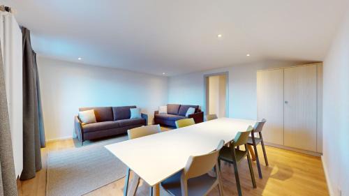 Les Mayens-de-Sion Apartment | Chalet de l Ours VUE & NATURE Appart Pregny 8 pers