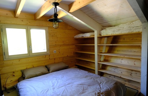 Lans-en-Vercors Ski Chalet | Chalet des bruyeres charming chalet in the woods