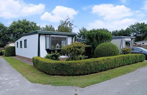 Schoonloo Ski Chalet | Chalet Drenthe huren! Hart van bosrijk Drenthe! -Rust, ruimte en ontspanning is genieten! Welkom! -Peace, space and relaxation is enjoyment! Welcome! -Ruhe, Raum und entspannung sind genuss! Willkommen!