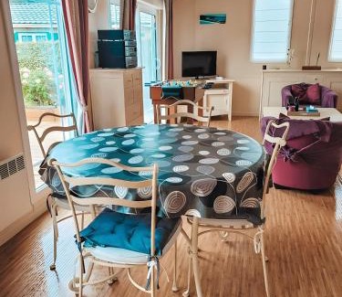 Caurel Ski Chalet | Chalet Du Bonheur Lac De Guerledan