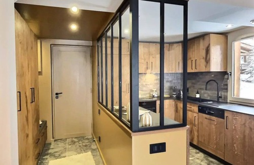 Val-d'Isere Apartment | Chalet Du Jardin Alpin Ii - Charming 3 rooms for 4 to 5 people, located in Val d'Isère in the La Legettaz district at the foot of the slopes