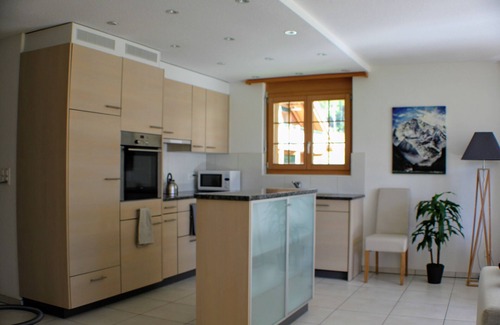 Lauterbrunnen Apartment | Chalet Edelweiss: Spacious Luxury, Stunning View