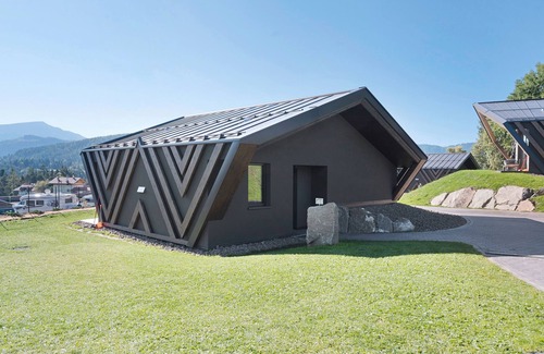 Nova Ponente Apartment | Chalet 'Einheit G' with Mountain View, Private Terrace and Wi-Fi
