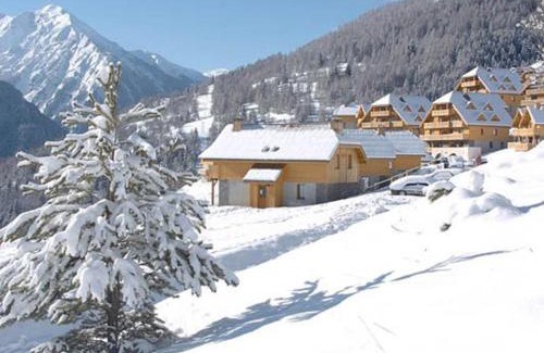 Pra Loup Ski Chalet | Chalet en bois avec 3 chambres à Pra Loup - FR-1-165A-47