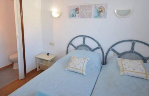 Coveta Fuma Ski Chalet | Chalet 'Encantadora Villa' with Sea View, Wi-Fi and Air Conditioning