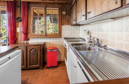 Caux Ski Chalet | Chalet familial avec vue sur les Alpes et le lac, sur les hauts de Montreux à Caux