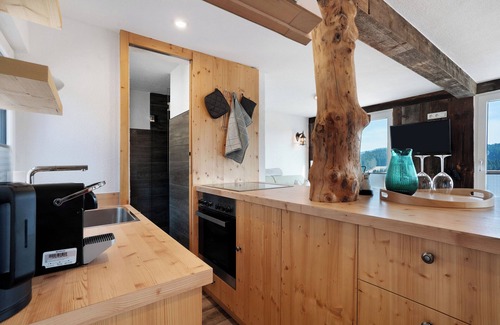 Johanngeorgenstadt Ski Chalet | Chalet 'Fenzl' with Mountain View, Private Terrace and Wi-Fi