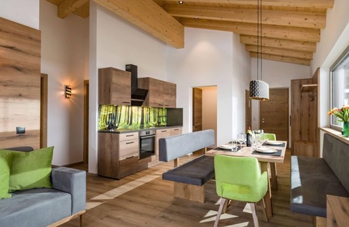 Achenkirch Apartment | Chalet Fichtenwipferl - Ledermaier Loft & Lodge's