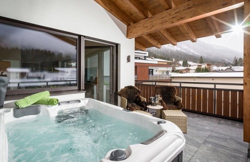 Achenkirch Apartment | Chalet Fichtenwipferl - Ledermaier Loft & Lodge's