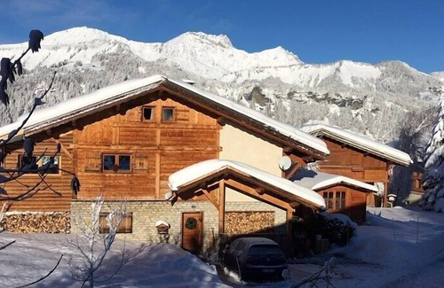 Crest-Voland House | Chalet for 10 people, located in the center of the village