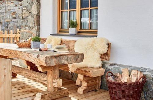 Hundsdorfl Apartment | Chalet for 2-6 persons (2 bedrooms, 2 bathrooms) - Almdorf Flachau and Promi Alm