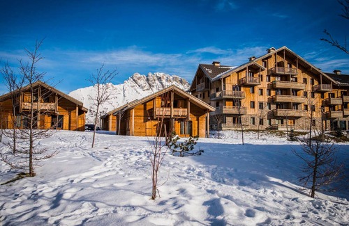 Saint-Etienne-en-Devoluy Apartment | Chalet for 8, 3 rooms, Superdevoluy