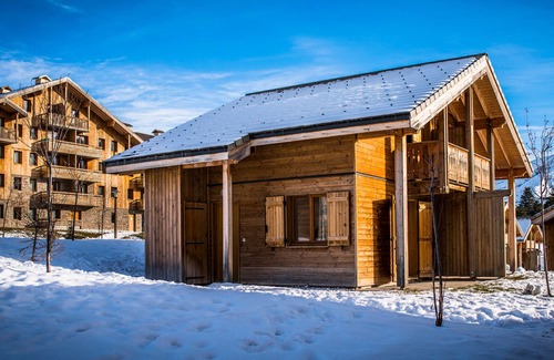 Saint-Etienne-en-Devoluy Apartment | Chalet for 8, 3 rooms, Superdevoluy