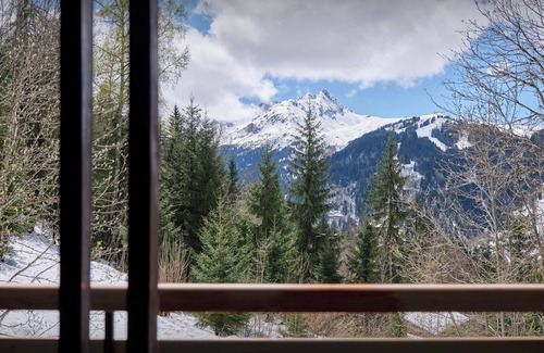 Les Contamines-Montjoie Ski Chalet | Chalet Le Jorat - mountain activities and calm in the Alps - OVO Network