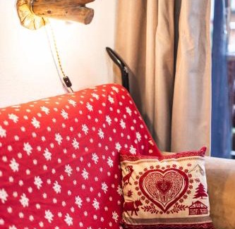 Saint-Etienne-en-Devoluy Apartment | chalet gentiane cosy T2 labellisé Dévoluy