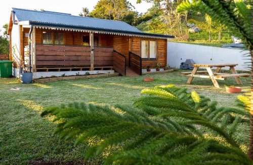 Petite-ÃŽle Ski Chalet | Chalet Goyavier - 4pers-Sud sauvage - By Sister Home