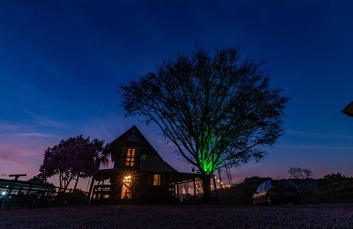 Nova Veneza Ski Chalet | @CHALET.HOME