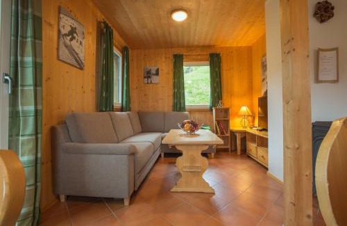 Annaberg im Lammertal Ski Chalet | Chalet in Annaberg-Lungötz with a community pool