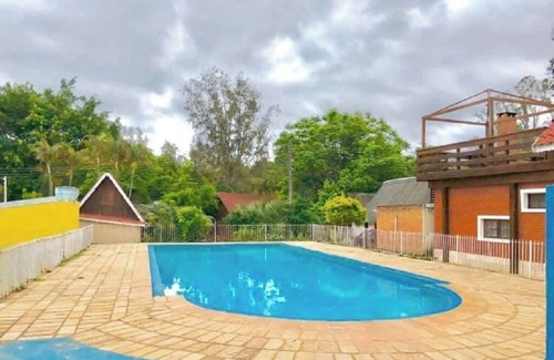 Caetetuba Ski Chalet | Chalet in Atibaia with Jacuzzi
