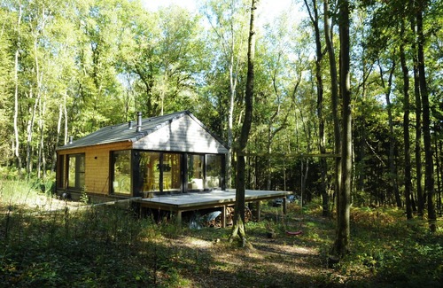 Oignies-en-Thierache House | Chalet in Oignies near French Border
