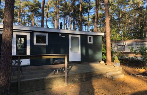 Wechelderzande Ski Chalet | Chalet in Antwerp near Bobbejaanland