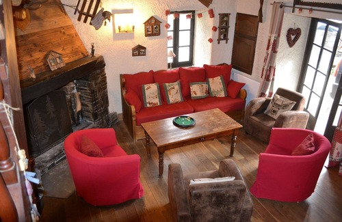 Bagneres-de-Luchon Ski Chalet | Chalet in Benque-sous Close Pistes Peyragudes Et Luchon