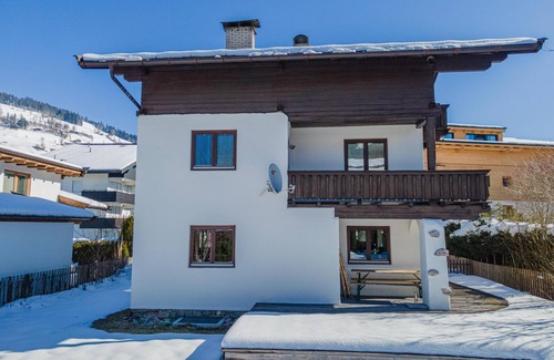 Kitzbuehel Ski Chalet | Chalet in central location near ski resort